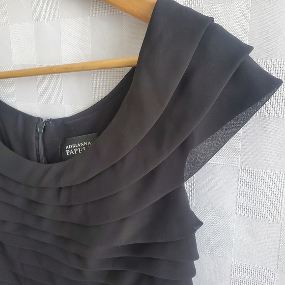 ADRIANNA PAPELL Black Dress Tiered Layers Off Shoulder Neckline Formalwear Event - Picture 5 of 7